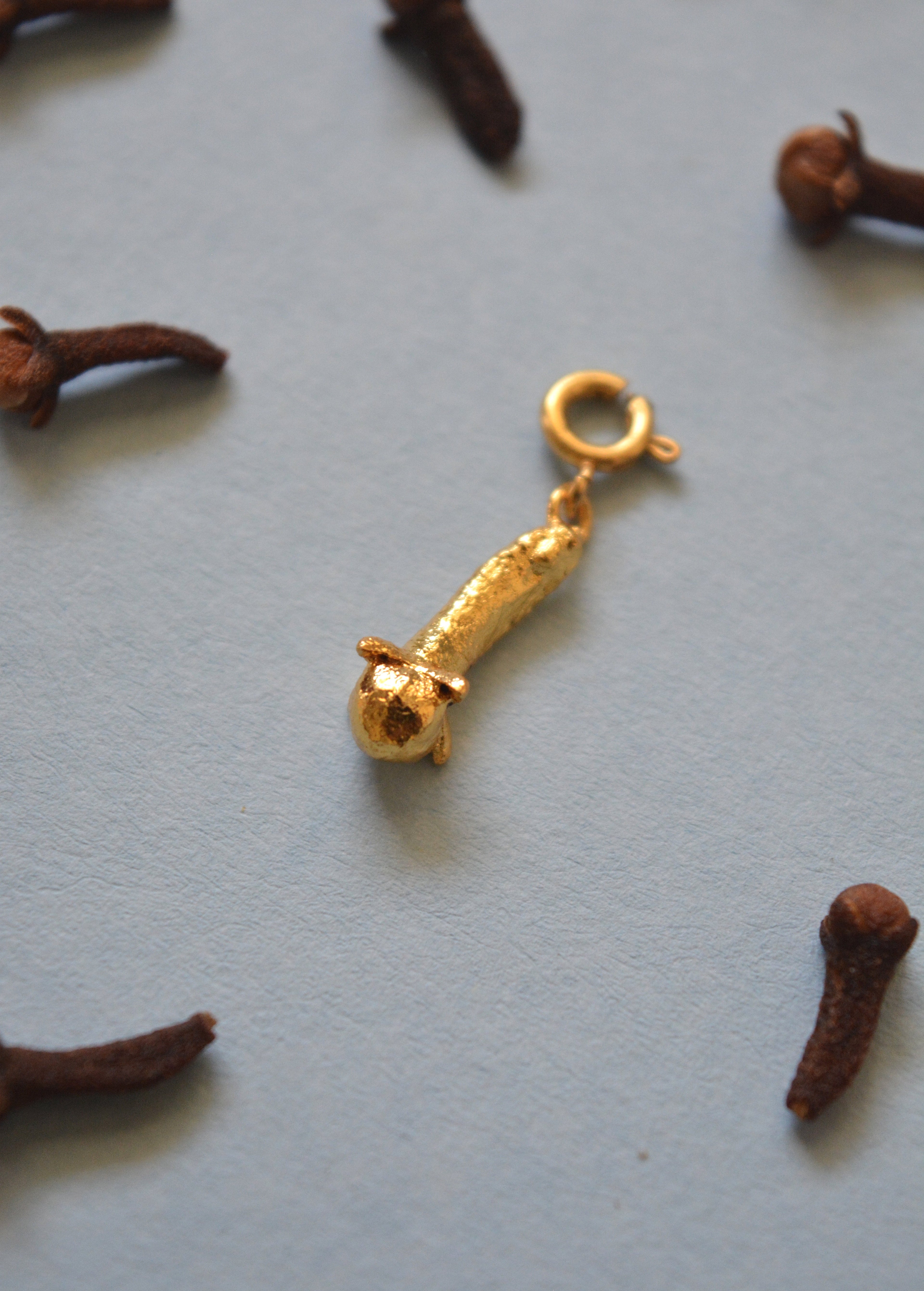 Clove Charm - Gold