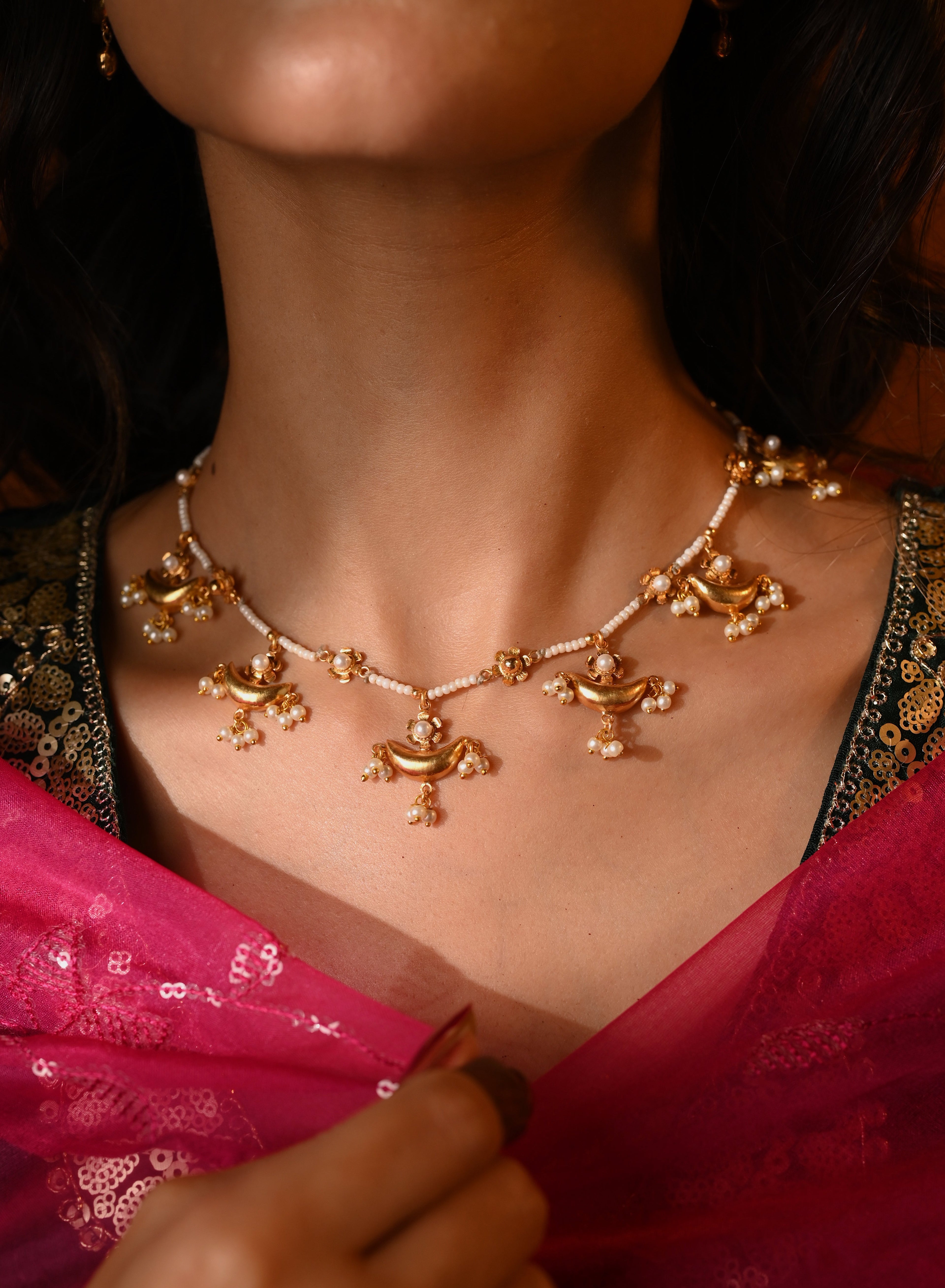 Chaand Neckpiece