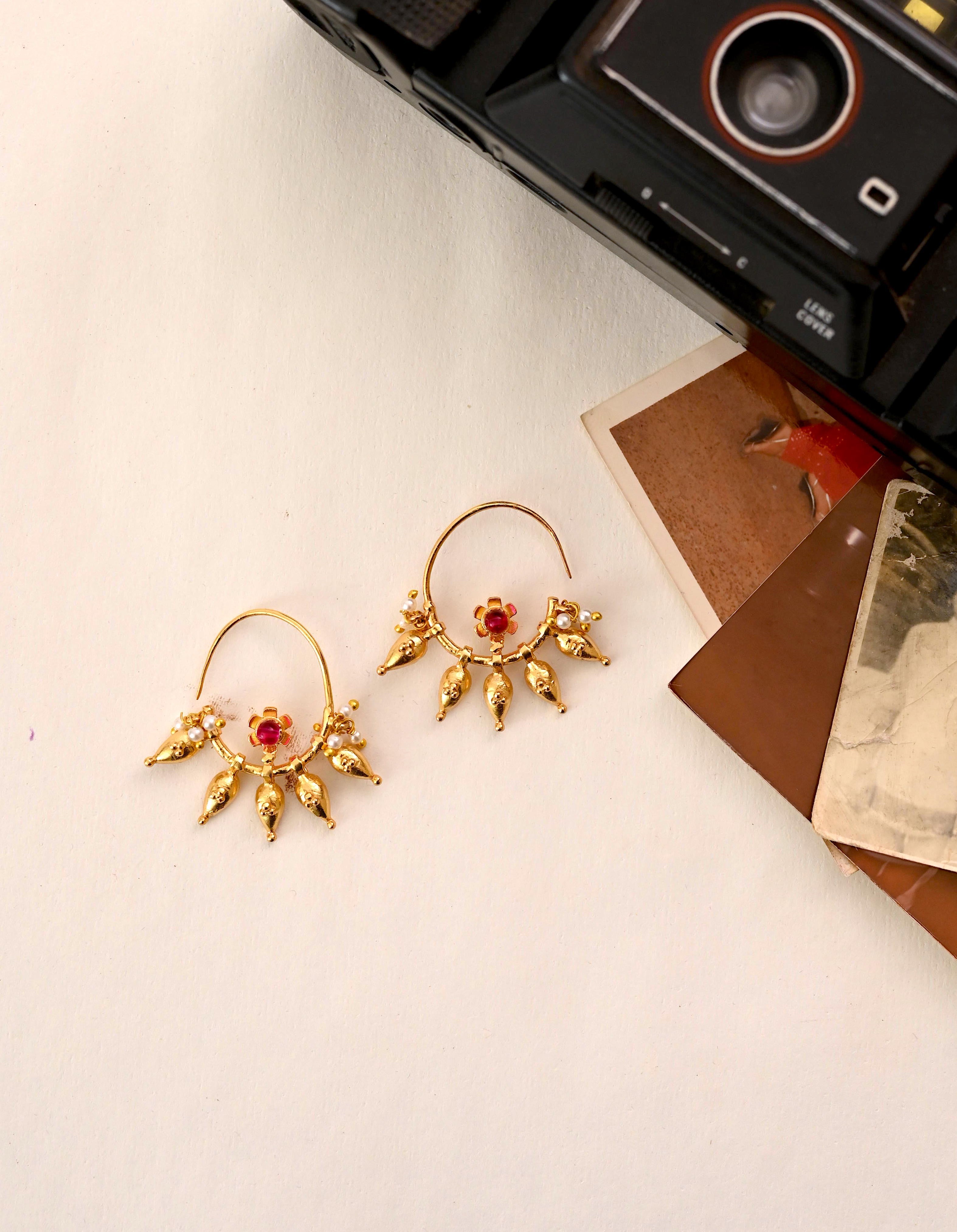 Naaz Earring
