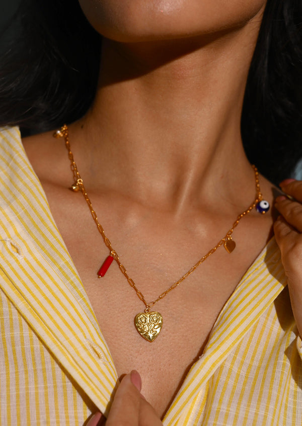 Vintage Love Neckpiece