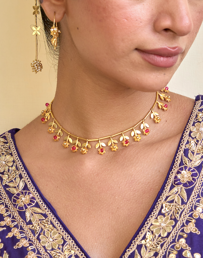 Bageecha Neckpiece