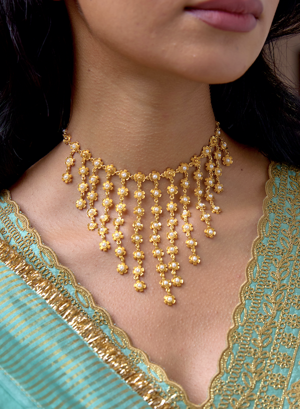 Gul Neckpiece